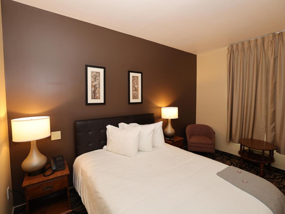 The Northeastland Hotel Presque Isle Extérieur photo